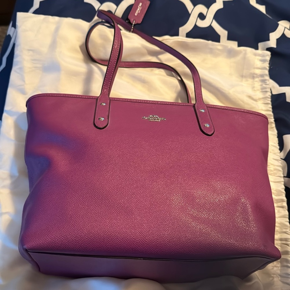 Coach Fuschia Tote Bag 12x10